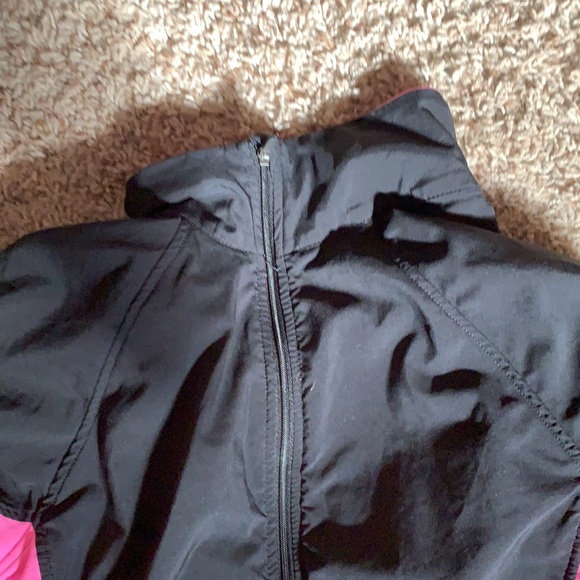 VS zip up - Picture 2 of 4